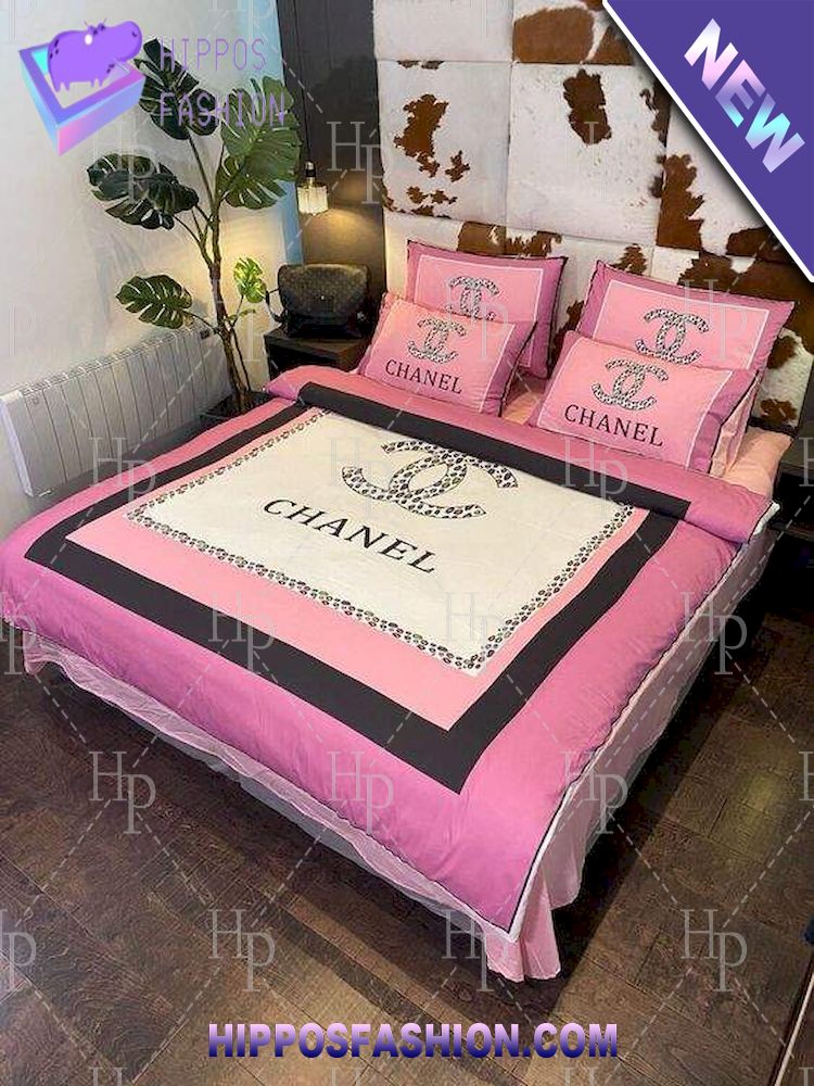 Chanel Royal Pinky Luxury Bedding Set